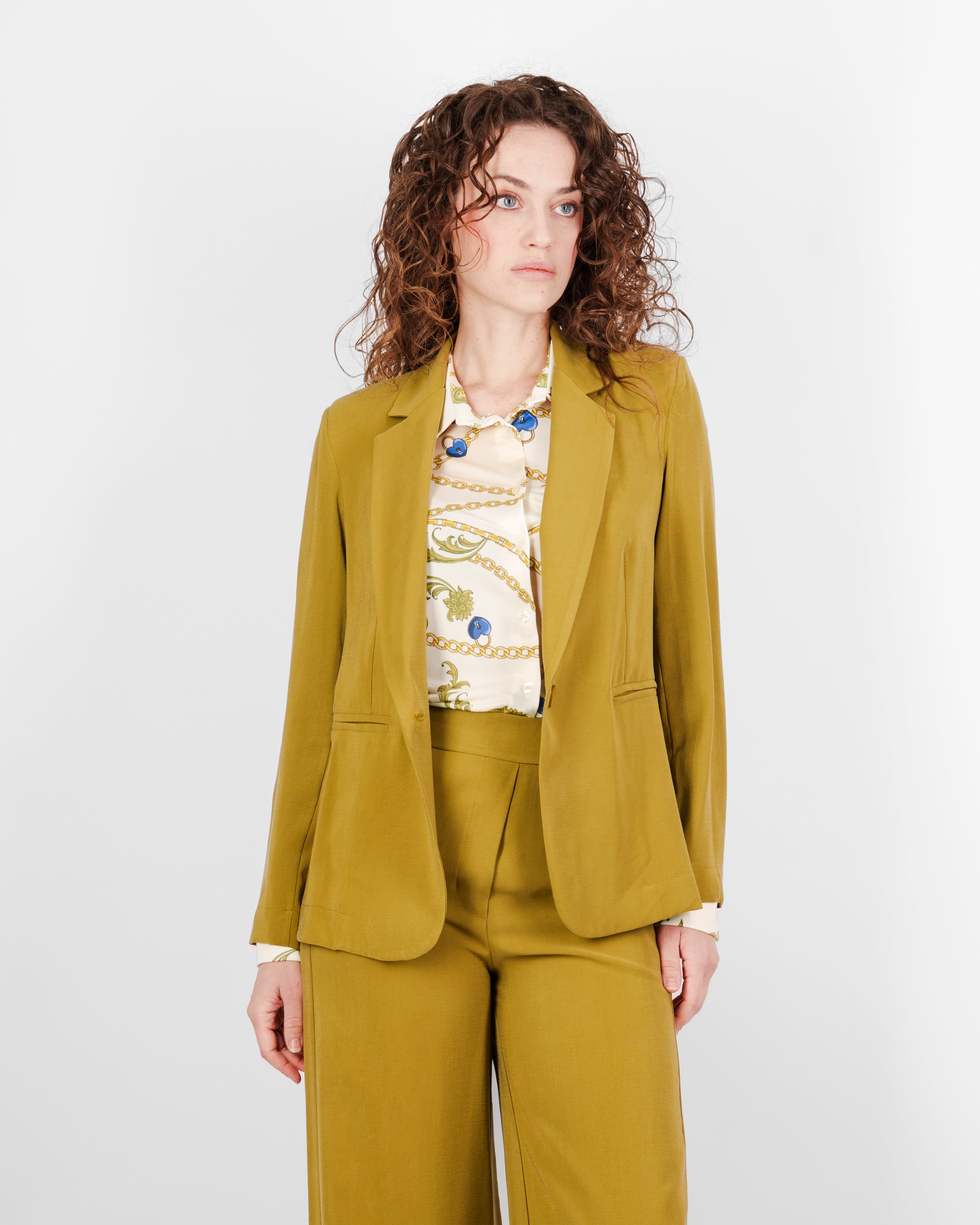 Giacca in viscosa leggera bottone 5017/36