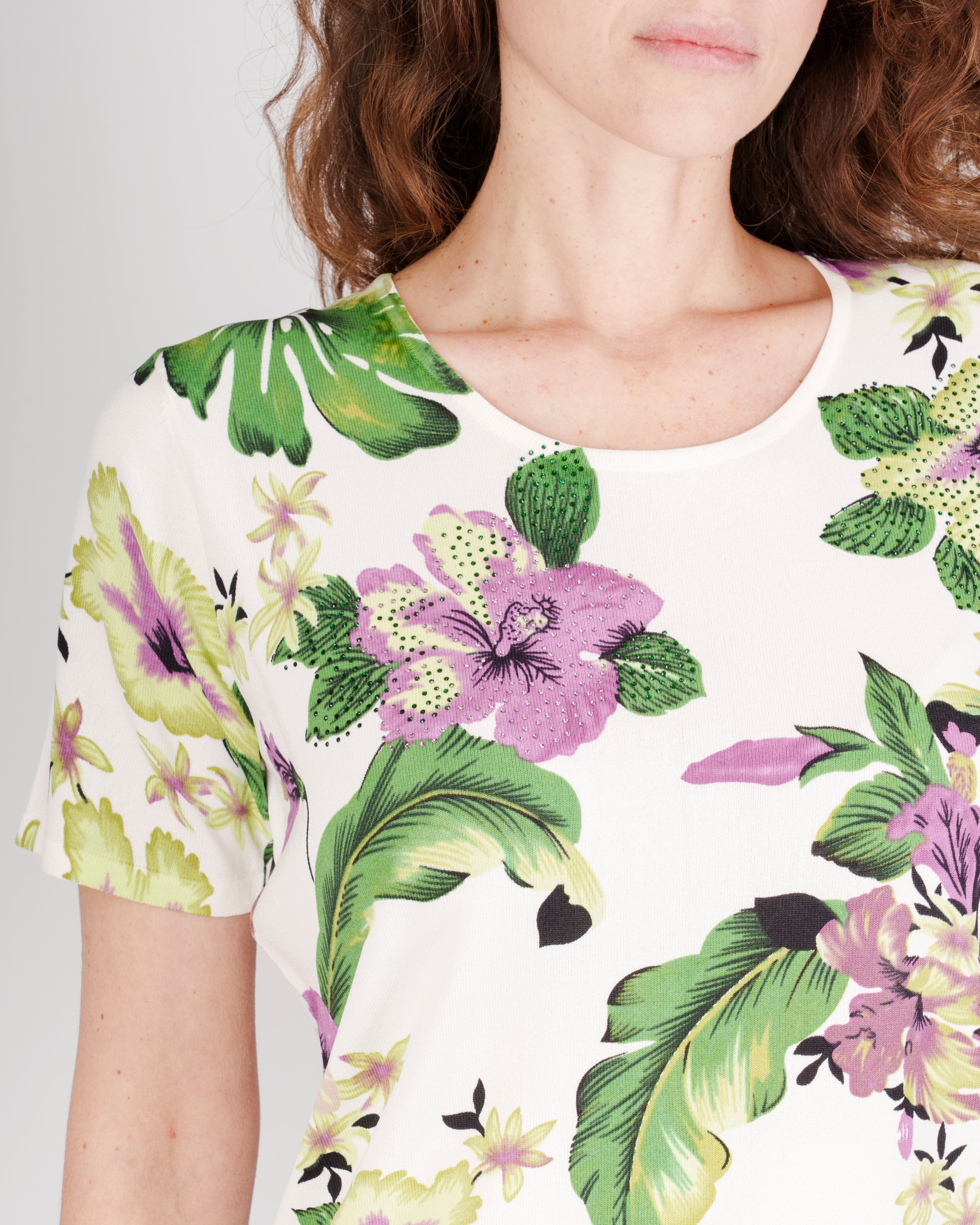 Maglia in viscosa fantasia fiori L823