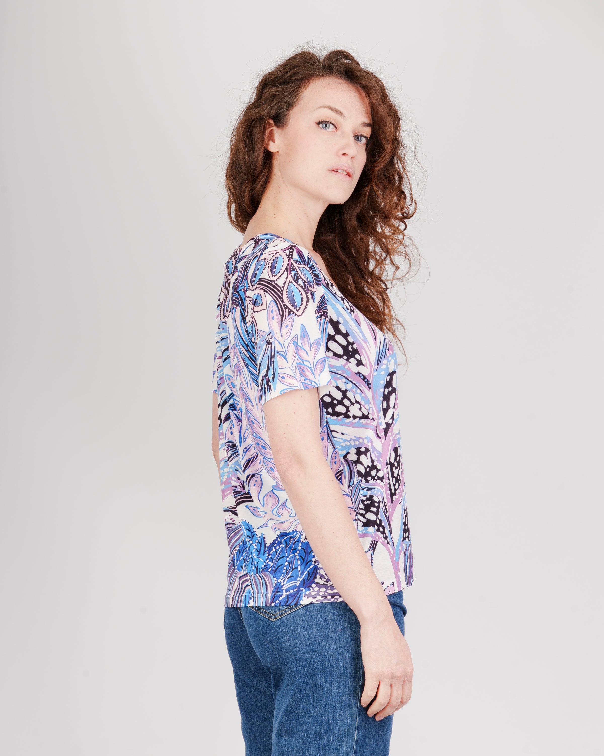 Maglia scollo madonna fiori foglie 8139