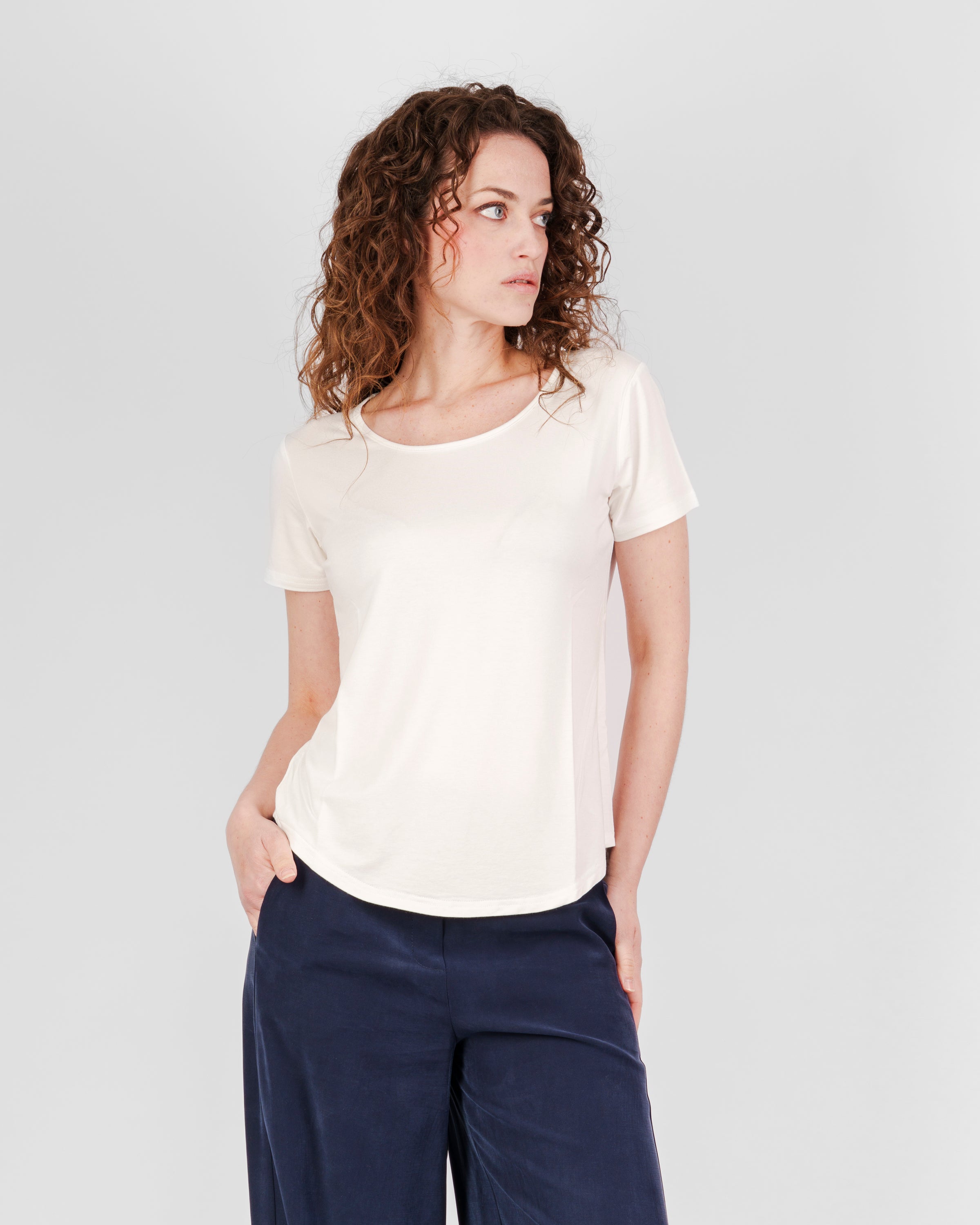 Maglia basica corta stondata C302