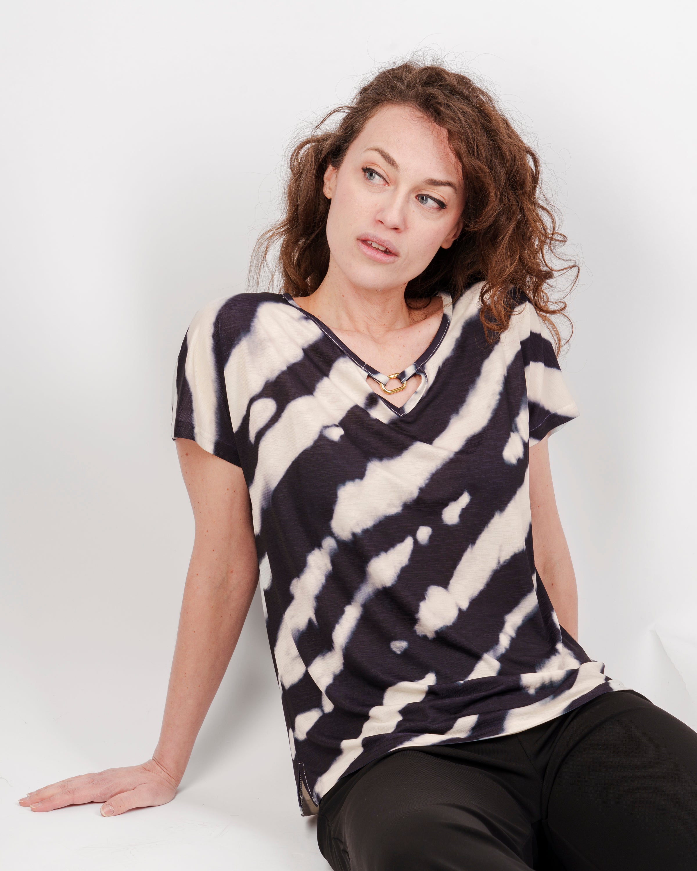 Maglia scollo barchetta stampa Tie Die 8145