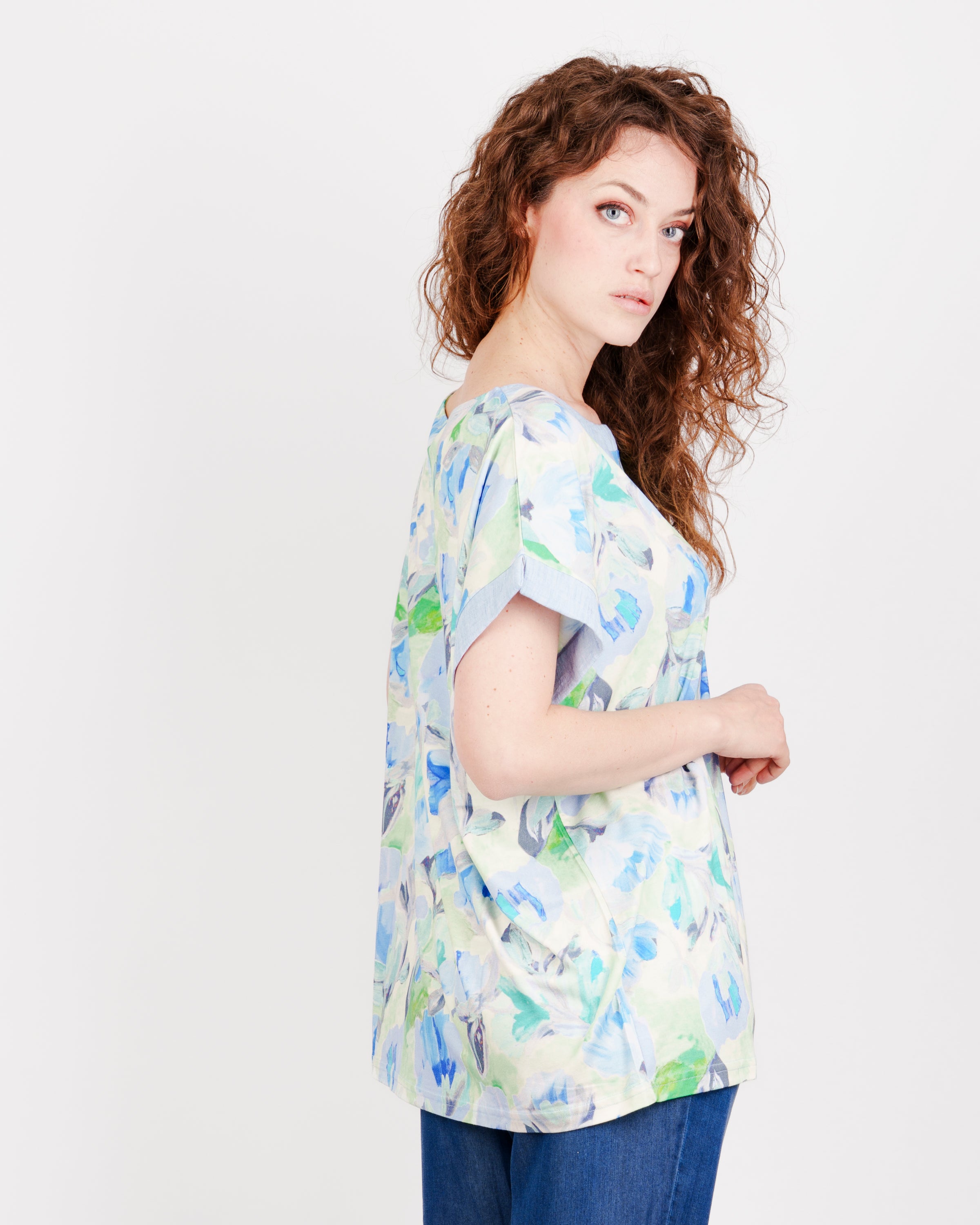 Maglia OVER fiori sfumati inserto jeans S-500