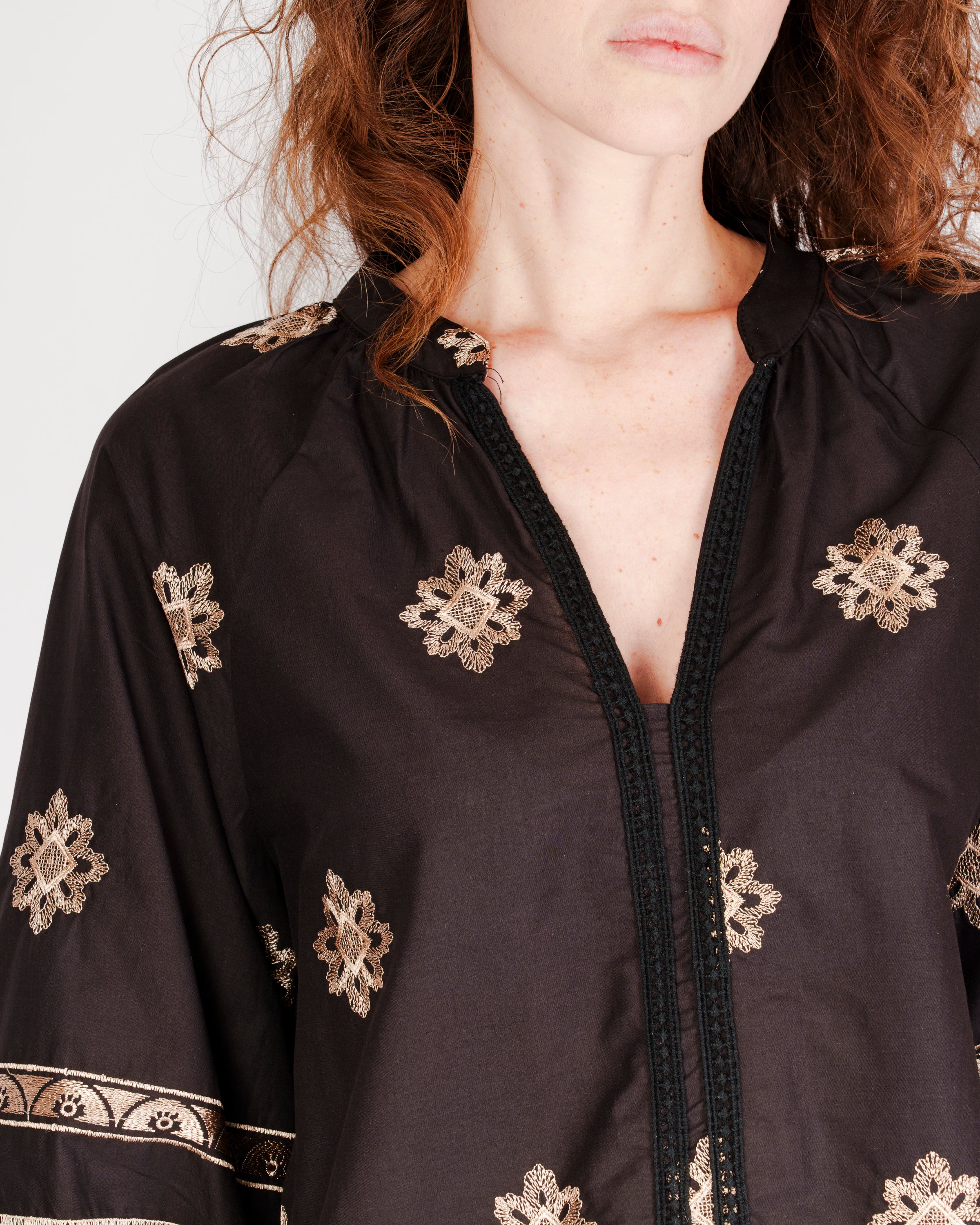 Camicia Edas manica a palloncino RICAMO