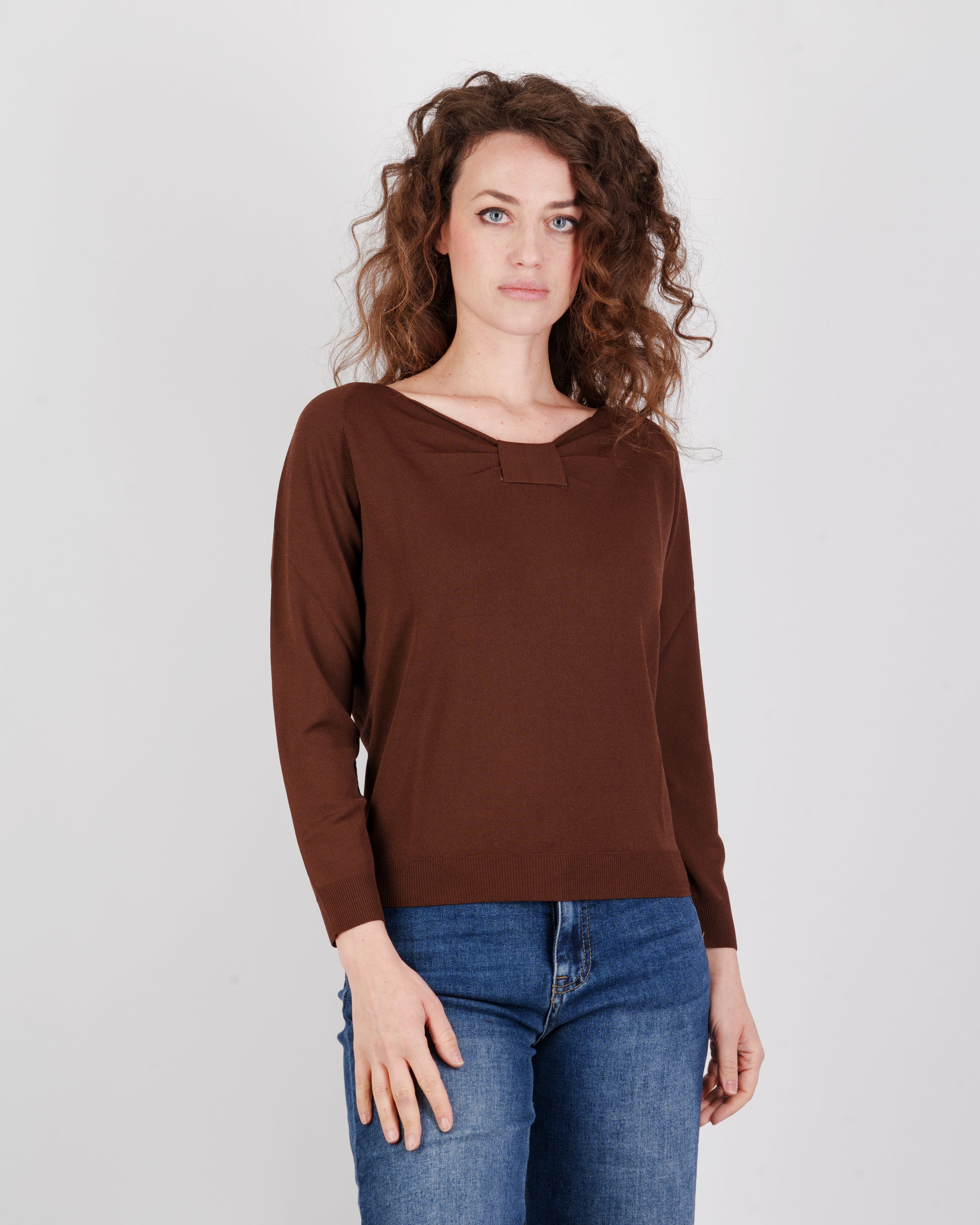 Maglia in viscosa motivo piega 16006