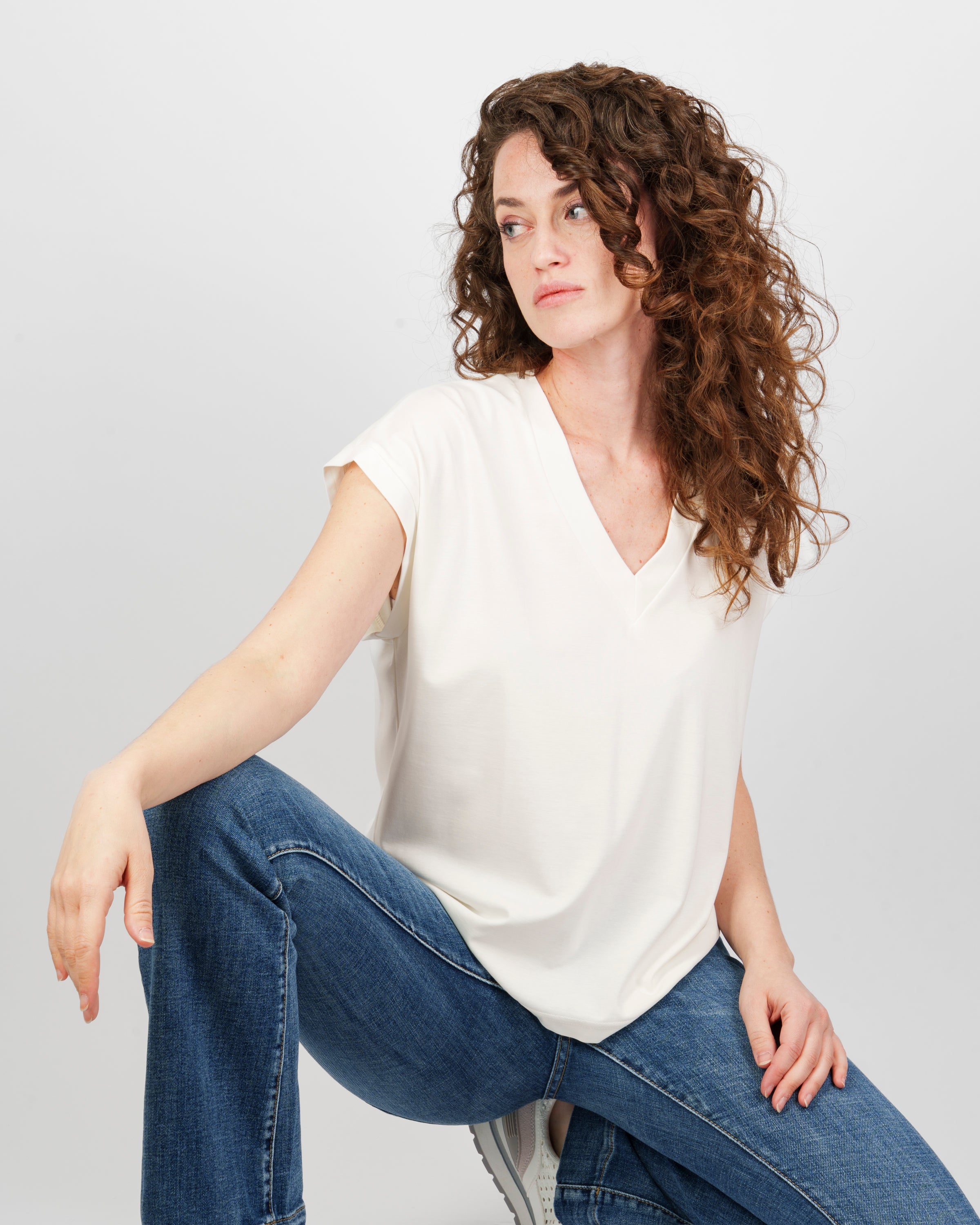 T-shirt scollo a V manica scesa 4023/3