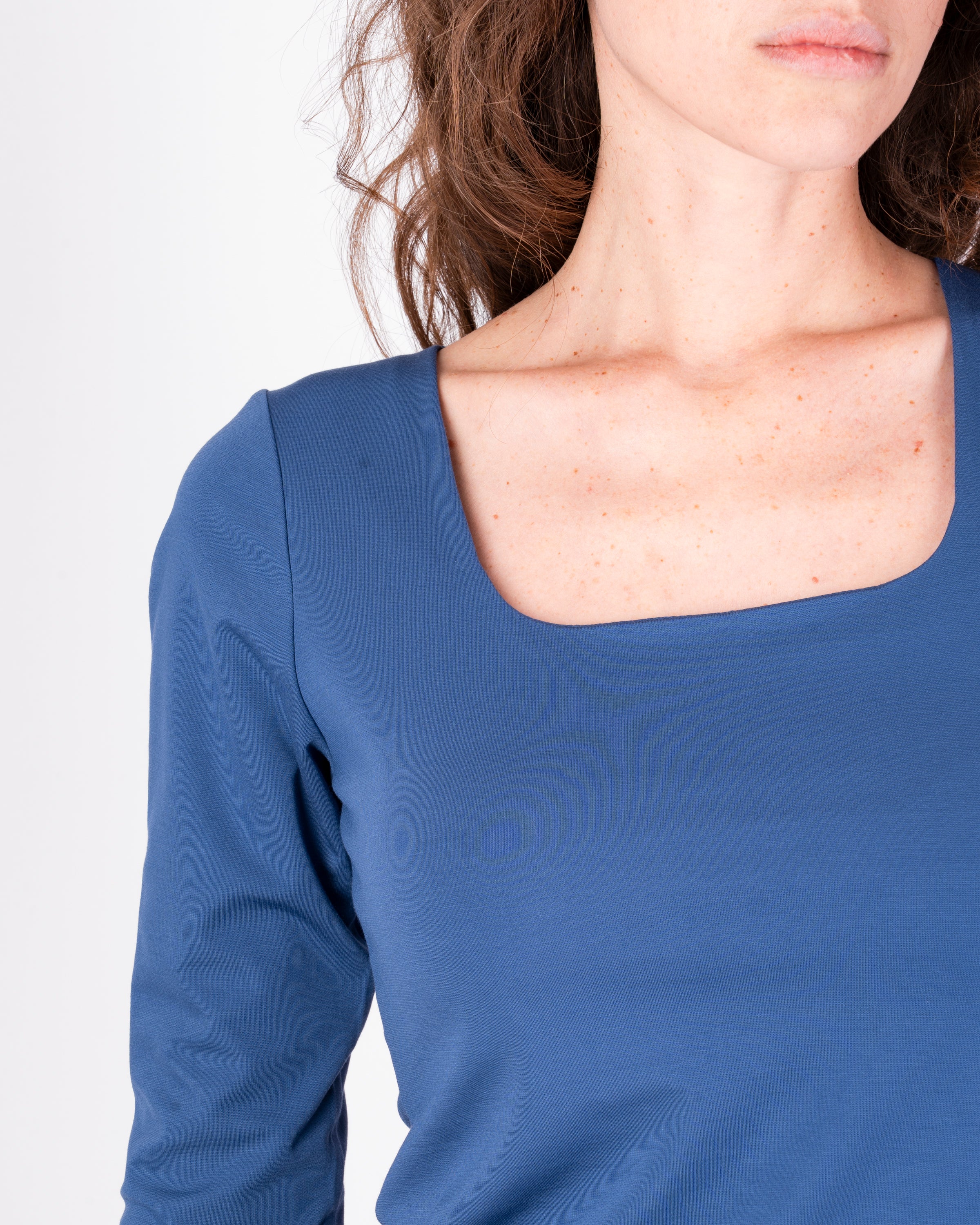 Maglia scollo quadro G413/3