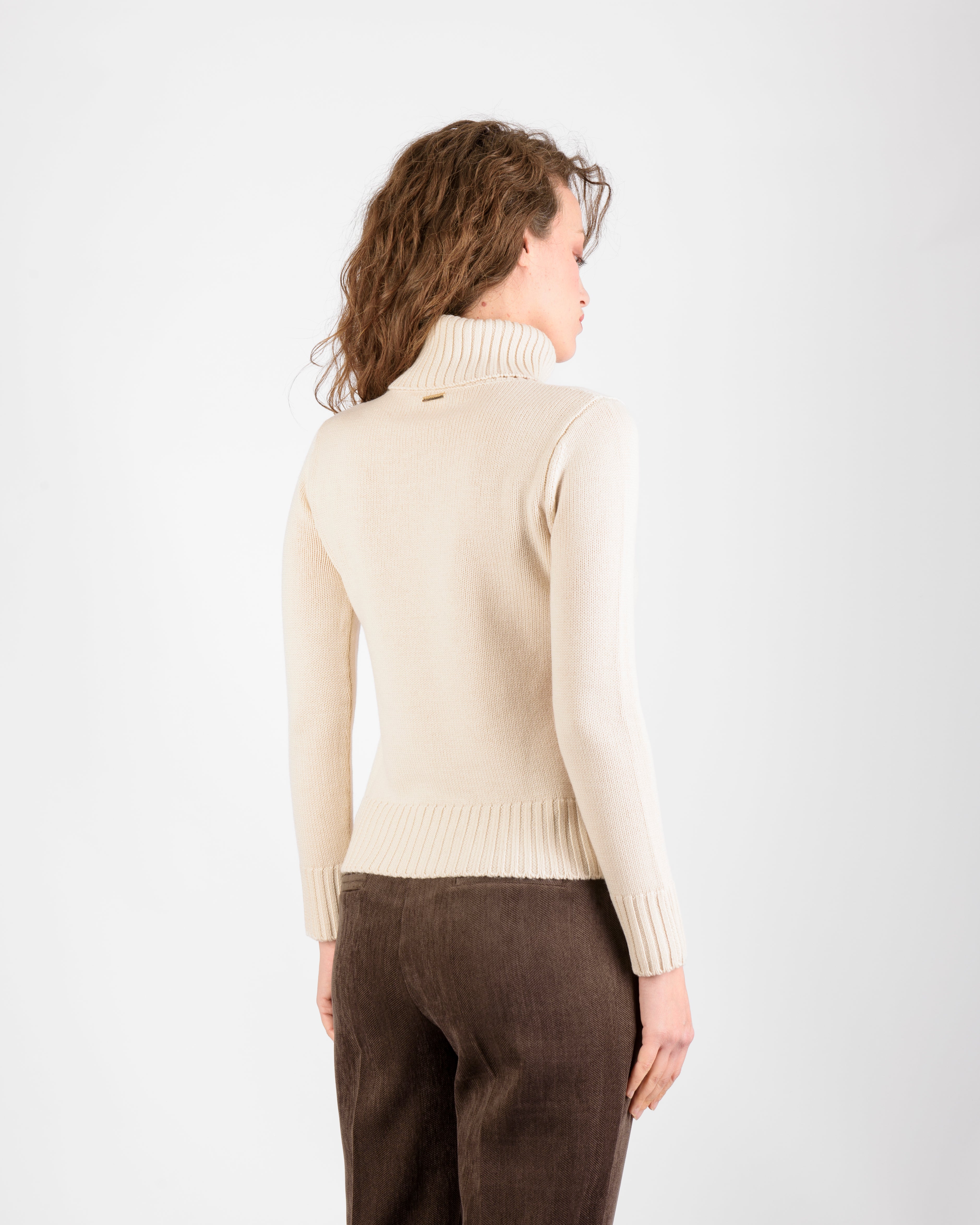 Maglia dolcevita rasata pura lana KN 04