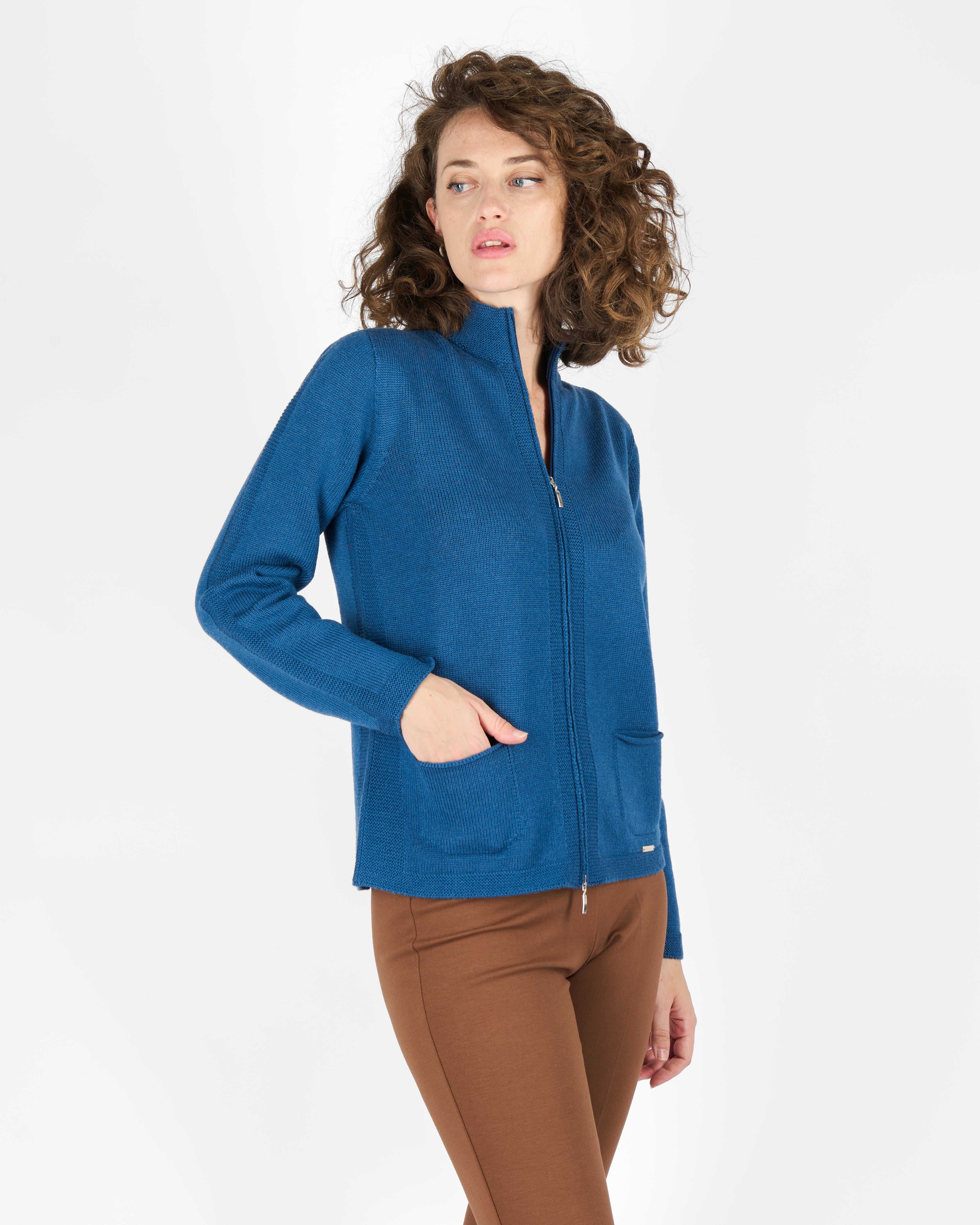 Cardigan zip pura lana con tasche AZ8152