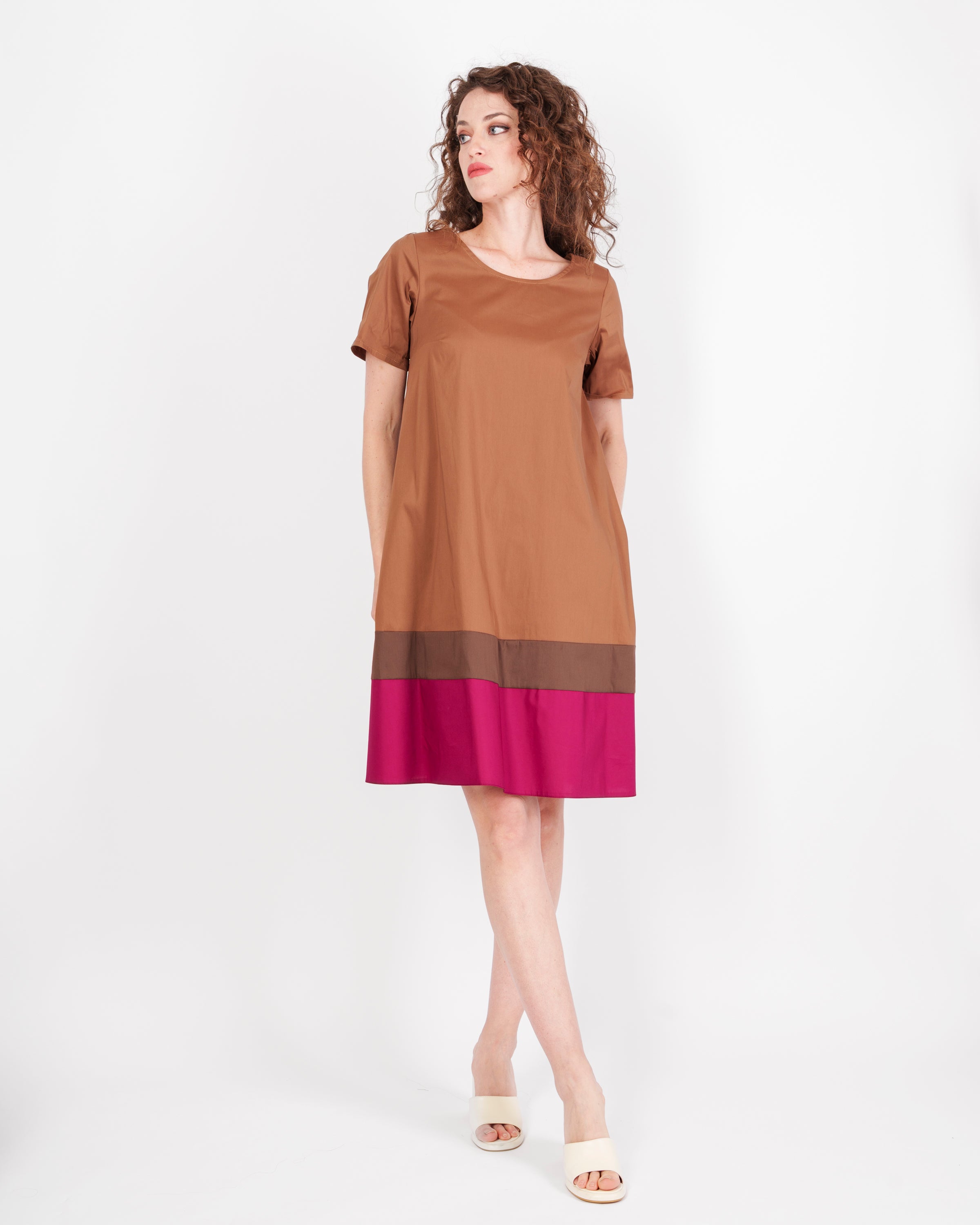 Abito in cotone manica corta con balze DS 1167