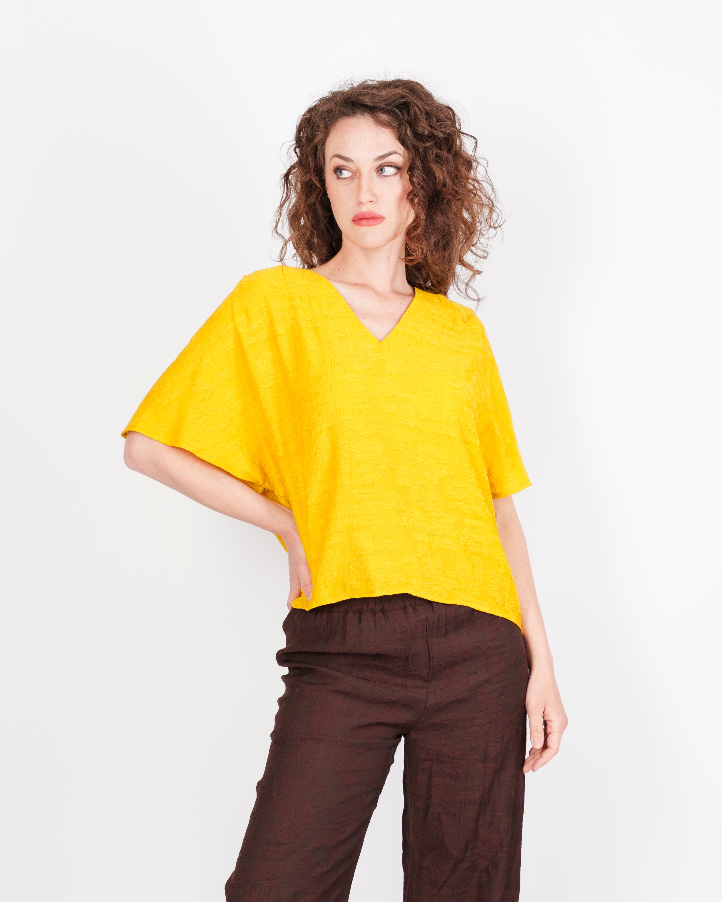 Blusa in viscosa goffrata 6025/53
