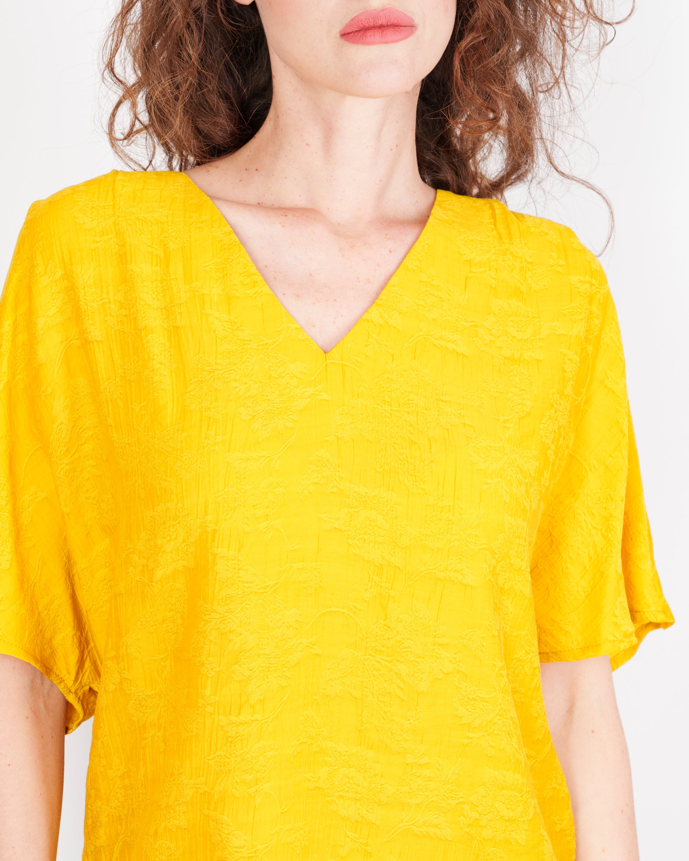 Blusa in viscosa goffrata 6025/53