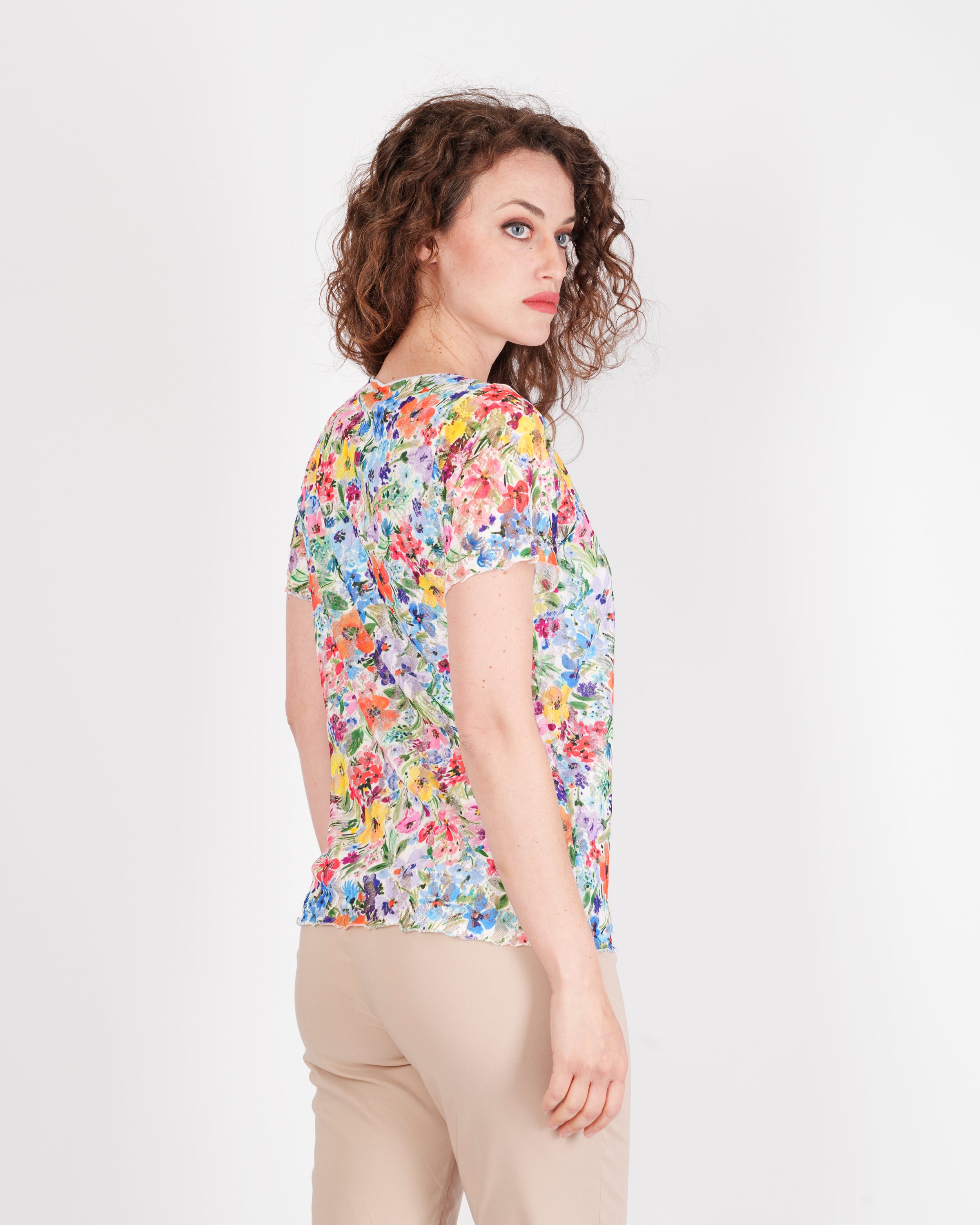 Maglia girocollo pizzo e tulle fantasia 215/4