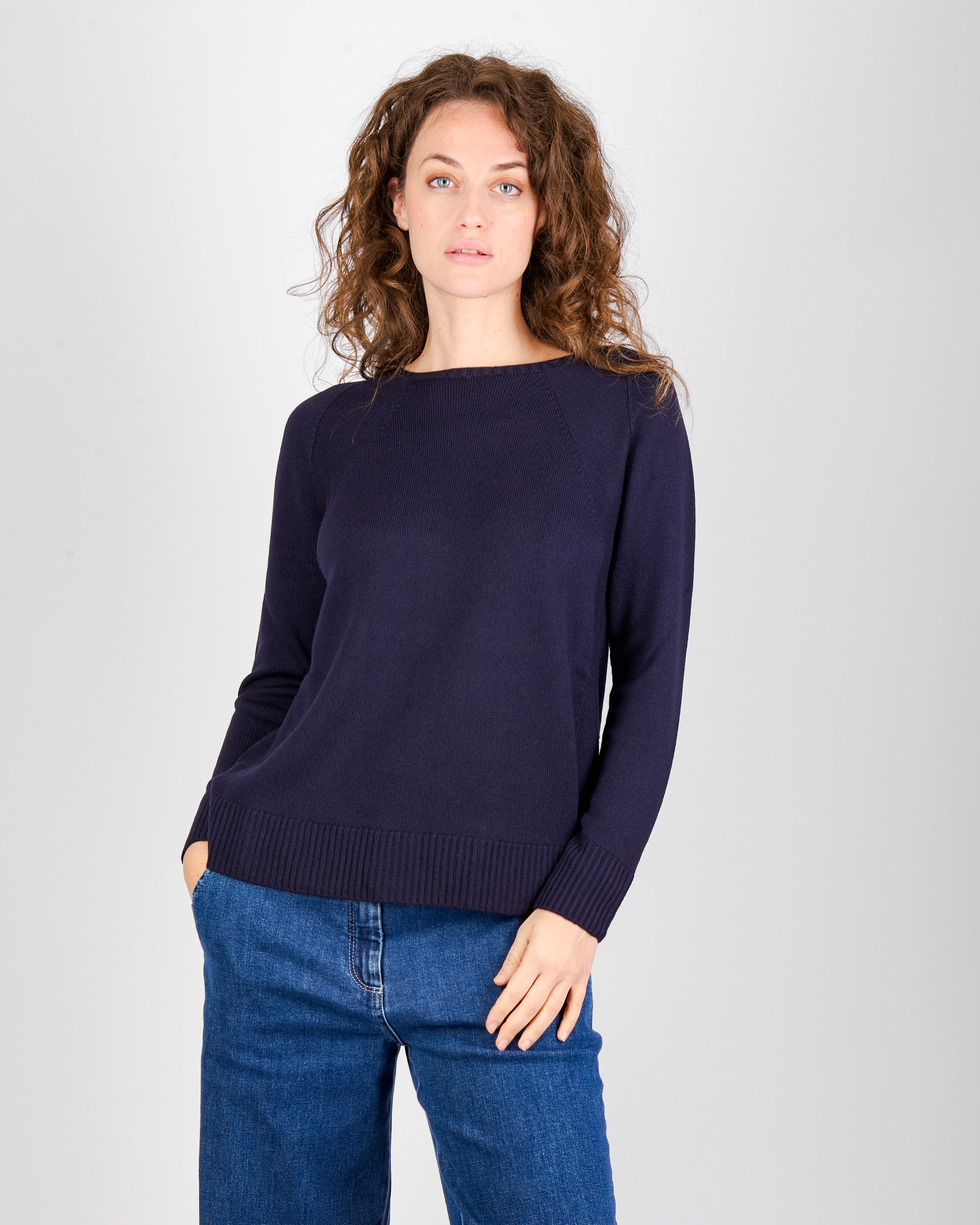 Maglia girocollo pura lana svasata W-250