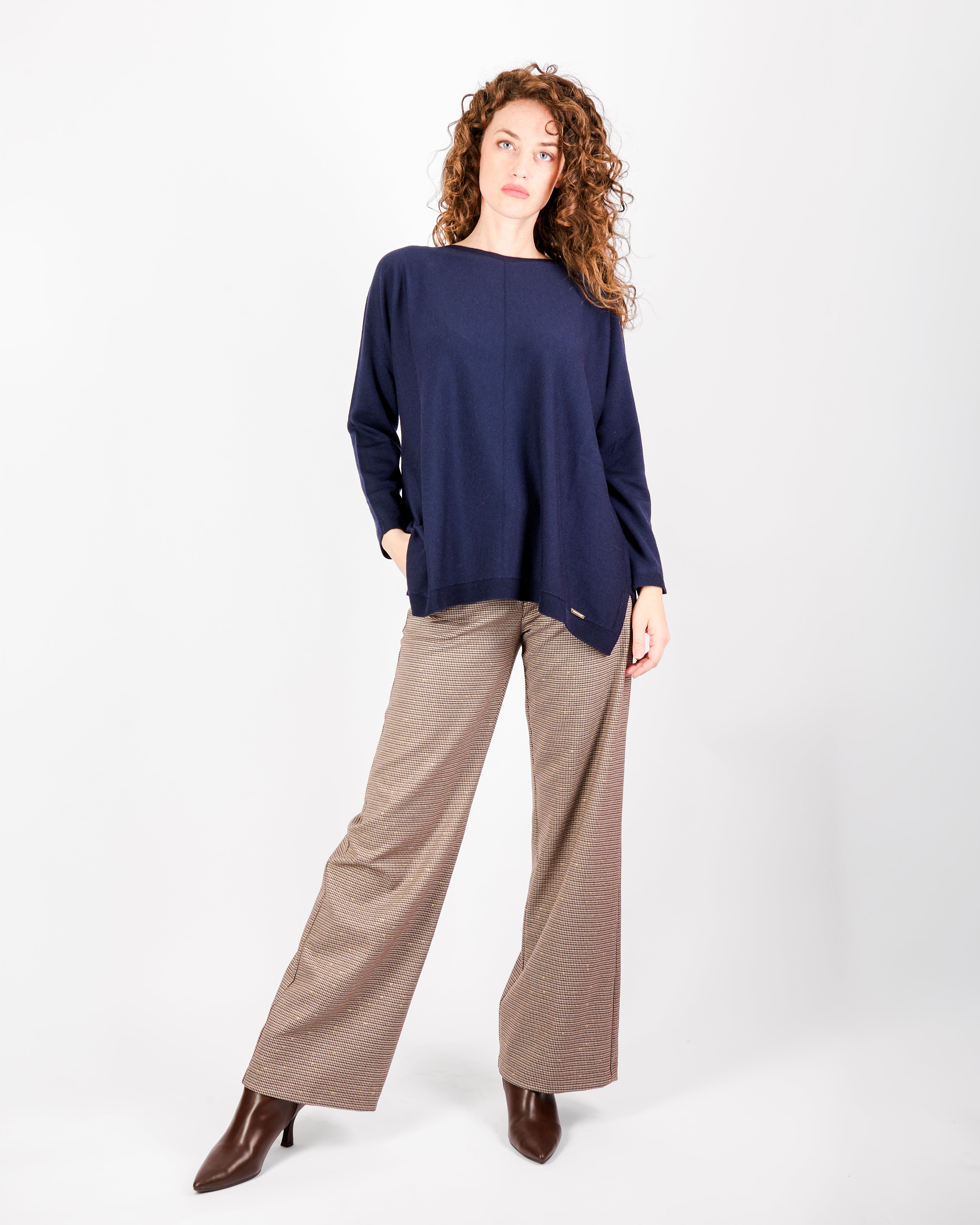 Maglia scatola over pura lana Z9509