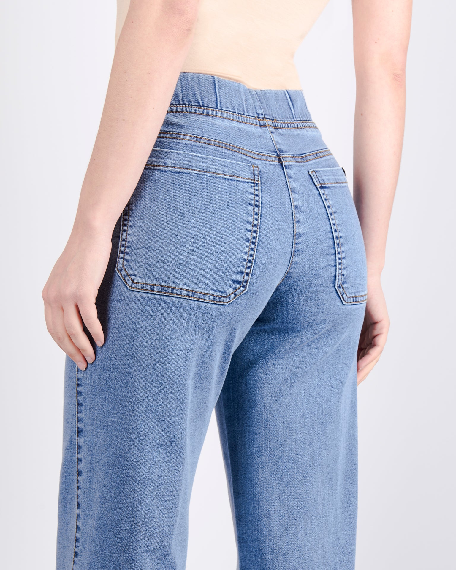 Jeans chiaro a palazzo 21972