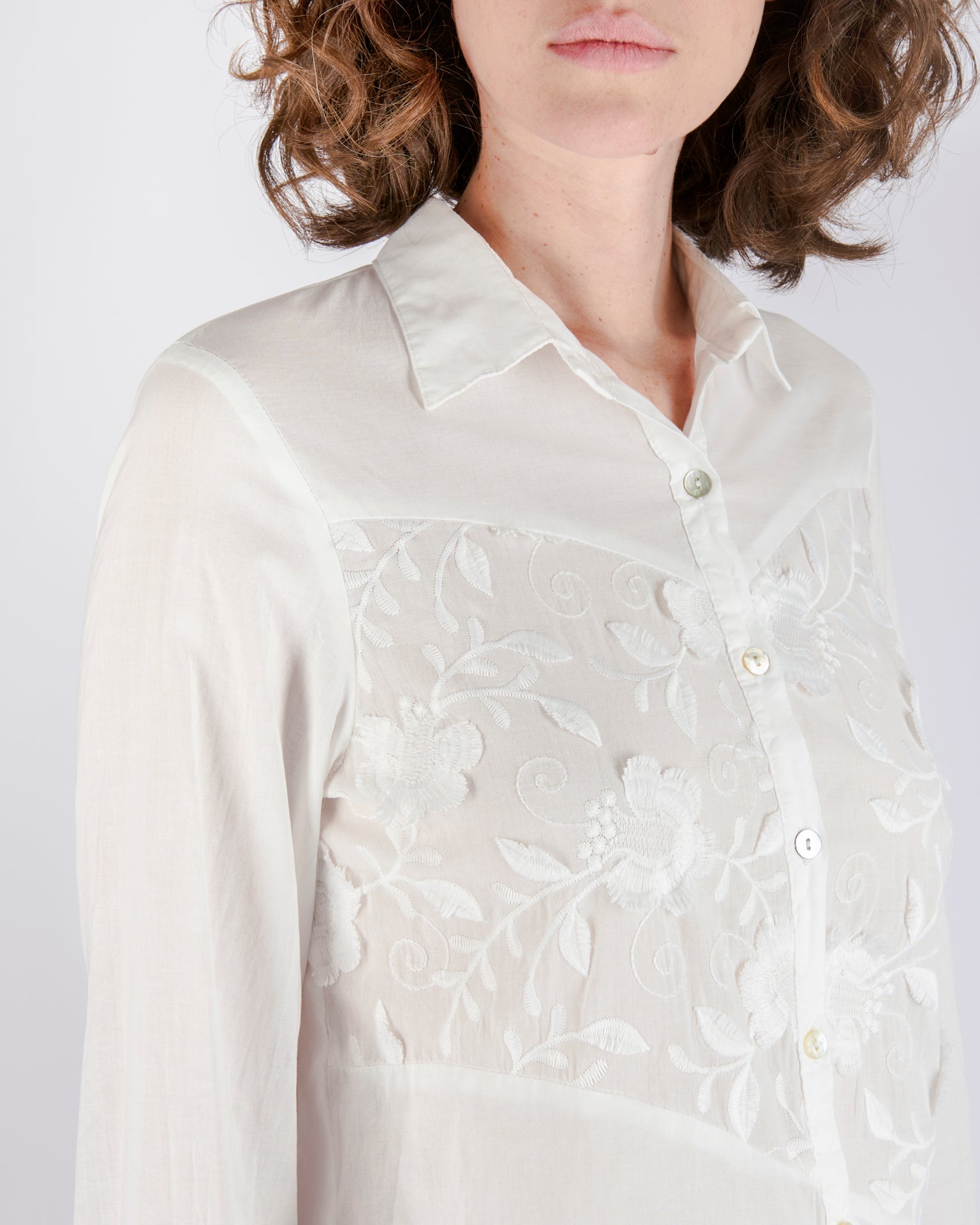 Camicia in cotone ricamo fiore 242355