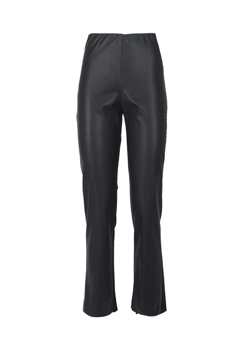 Jeans con elastico in vita: con coulisse, outfit | Foto iO Donna Jeans con elastico in vita: con coulisse, outfit | Foto iO Donna