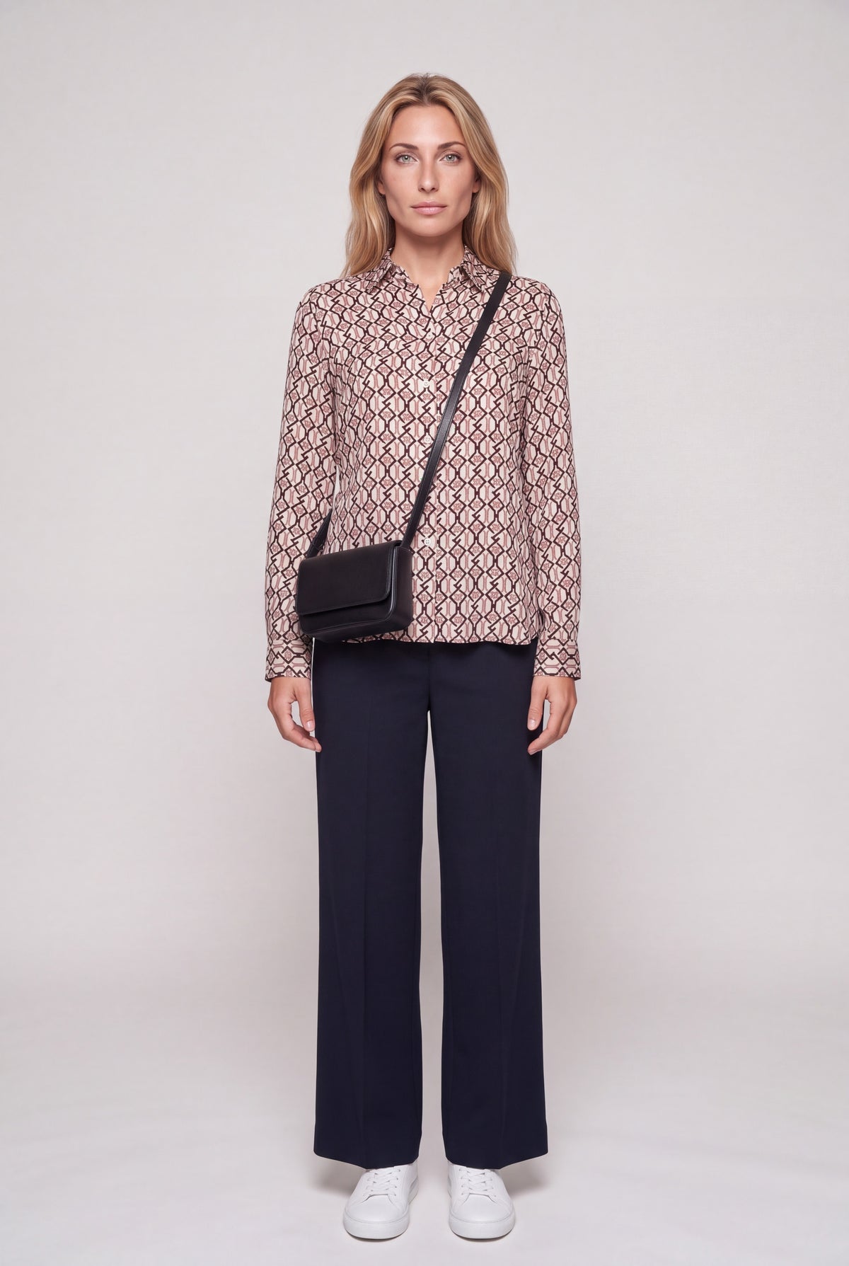 Camicia in viscosa da donna con stampa geometrica a catene rosa, bianco e nero, maniche lunghe