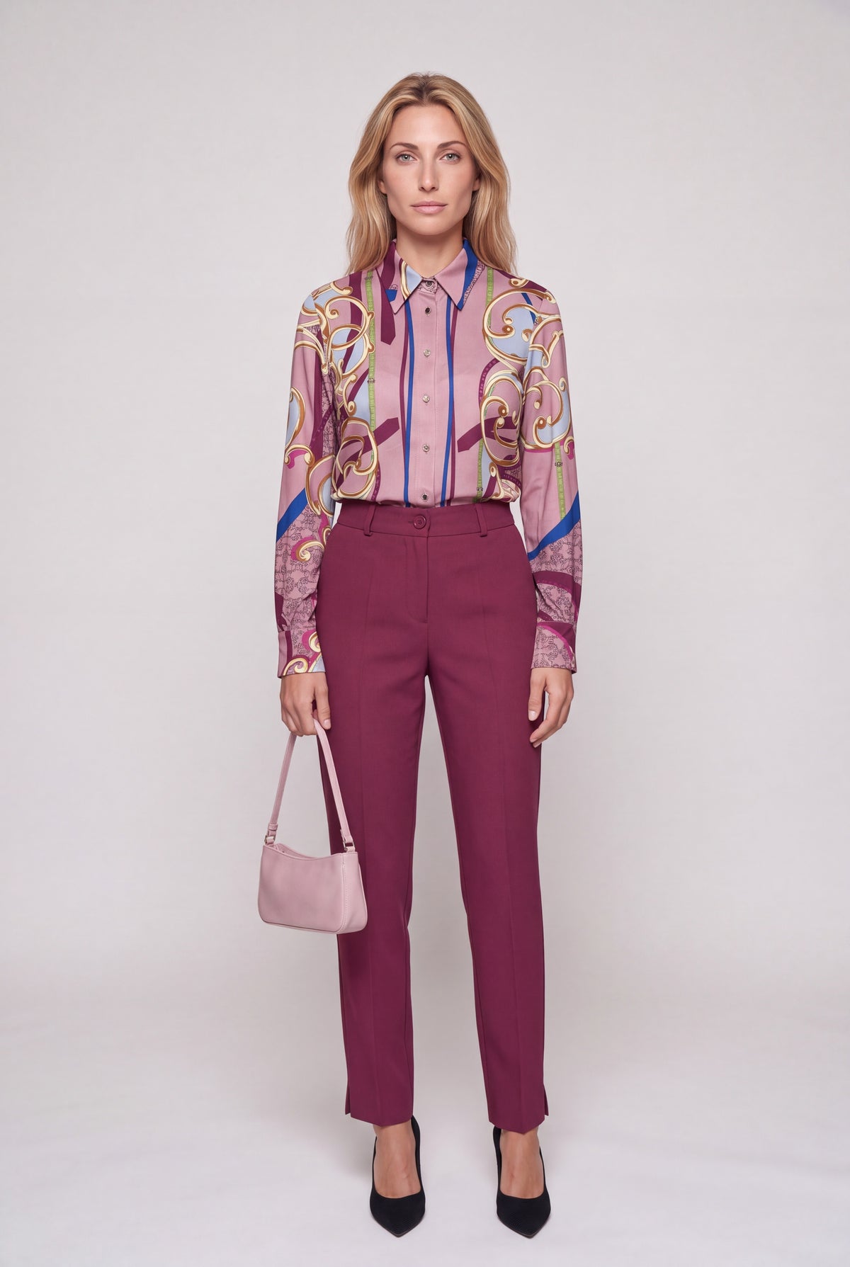 Camicia stampa barocca in jersey rosa ciclamino con motivi dorati e righe blu