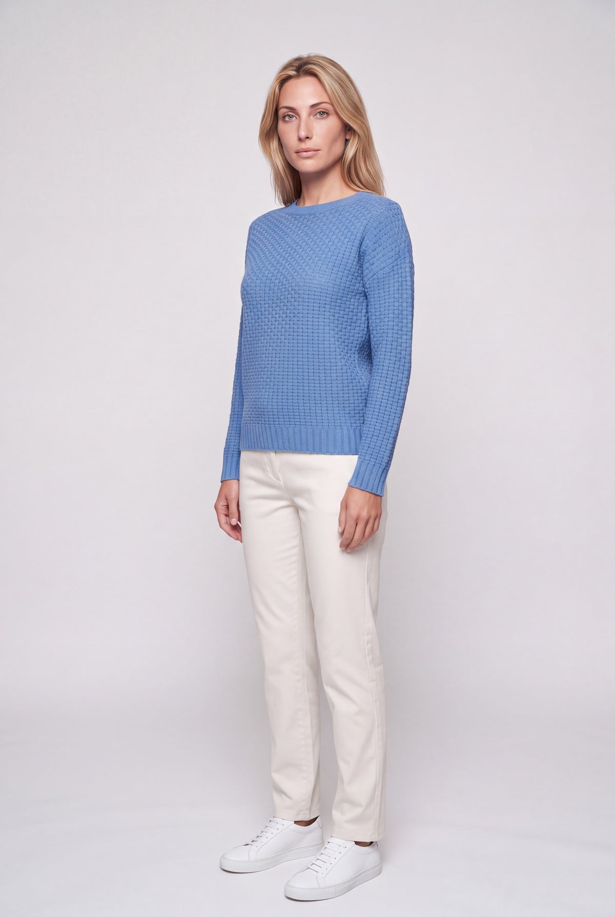 Maglione punto canestro donna color ocra, girocollo con lavorazione in rilievo e polsini a coste