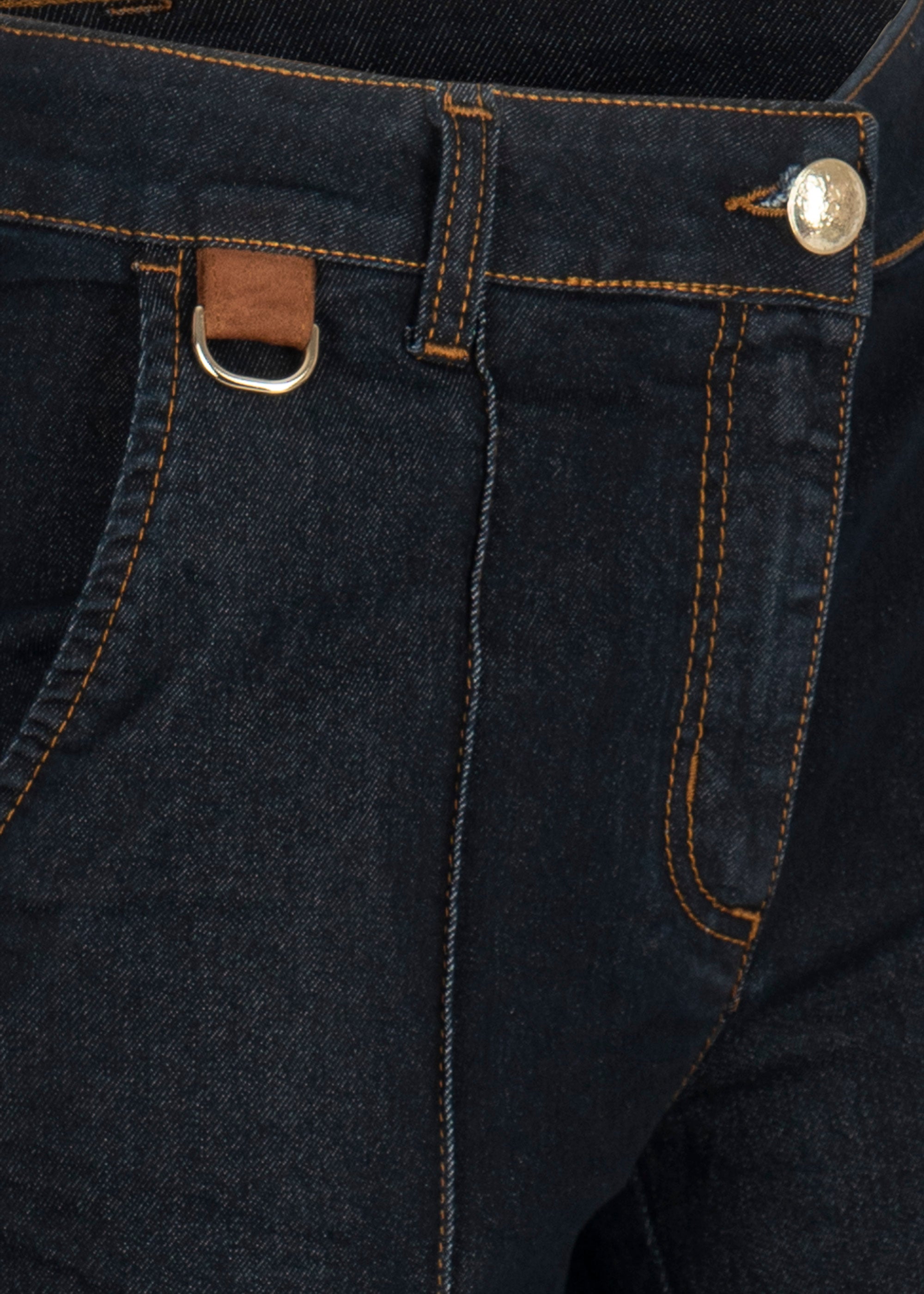 Pantalone zampa jeans